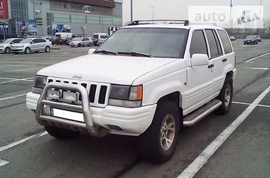 Внедорожник / Кроссовер Jeep Grand Cherokee 1997 в Киеве