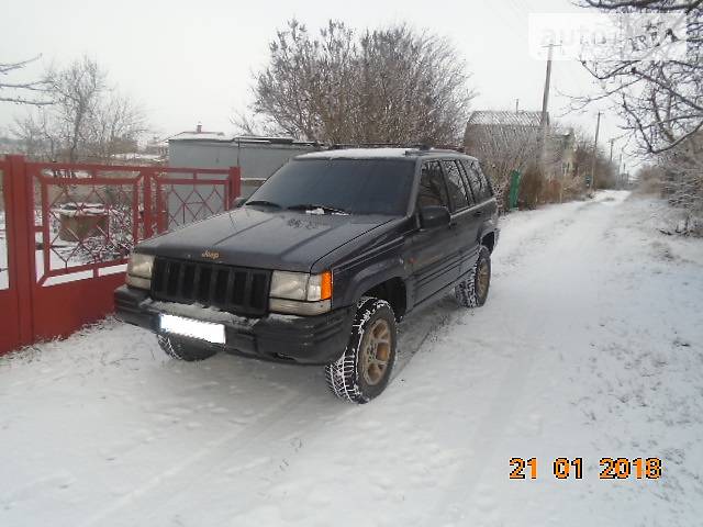 Внедорожник / Кроссовер Jeep Grand Cherokee 1995 в Николаеве