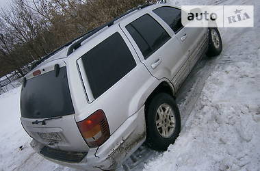 Внедорожник / Кроссовер Jeep Grand Cherokee 2004 в Лубнах