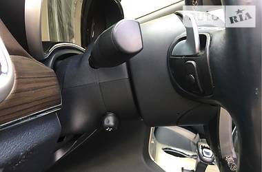 Позашляховик / Кросовер Jeep Grand Cherokee 2013 в 