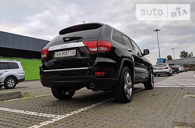 Внедорожник / Кроссовер Jeep Grand Cherokee 2011 в Киеве