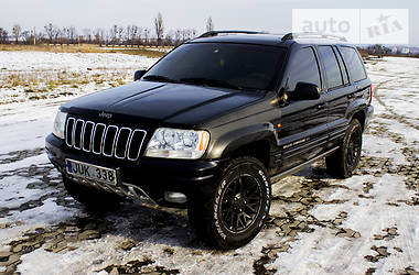 Внедорожник / Кроссовер Jeep Grand Cherokee 2003 в Корсуне-Шевченковском