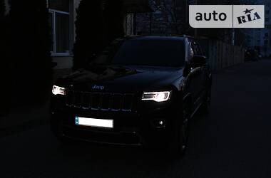 Позашляховик / Кросовер Jeep Grand Cherokee 2014 в 
