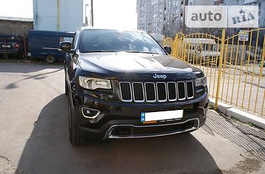 Позашляховик / Кросовер Jeep Grand Cherokee 2014 в 