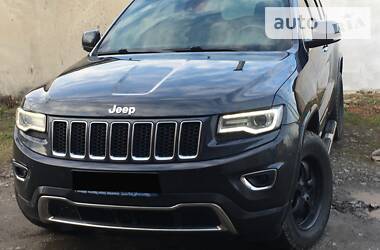 Позашляховик / Кросовер Jeep Grand Cherokee 2013 в 