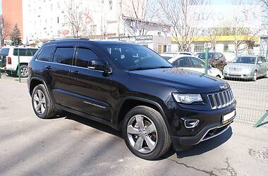 Позашляховик / Кросовер Jeep Grand Cherokee 2014 в 
