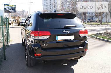 Позашляховик / Кросовер Jeep Grand Cherokee 2014 в 