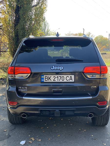 Позашляховик / Кросовер Jeep Grand Cherokee 2015 в Рівному