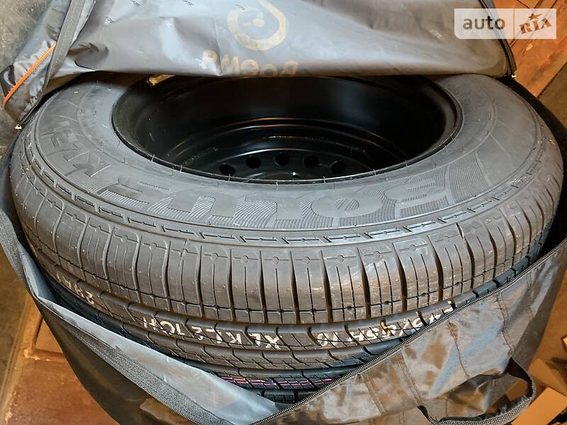 Позашляховик / Кросовер Jeep Grand Cherokee 2015 в Рівному