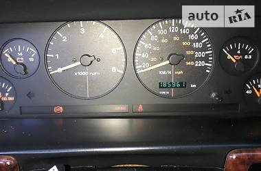 Внедорожник / Кроссовер Jeep Grand Cherokee 1998 в 