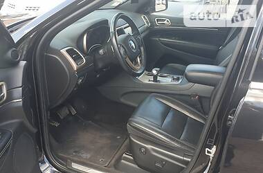 Позашляховик / Кросовер Jeep Grand Cherokee 2015 в 