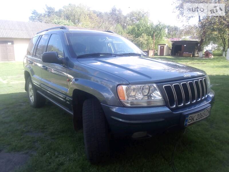 Позашляховик / Кросовер Jeep Grand Cherokee 2002 в 