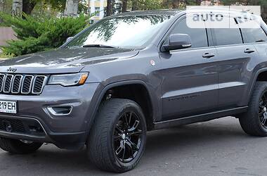 Внедорожник / Кроссовер Jeep Grand Cherokee 2017 в Николаеве