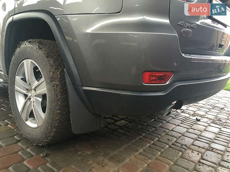 Внедорожник / Кроссовер Jeep Grand Cherokee 2011 в Луцке