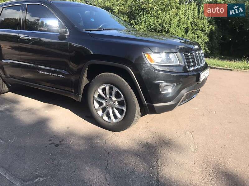 Внедорожник / Кроссовер Jeep Grand Cherokee 2015 в Житомире