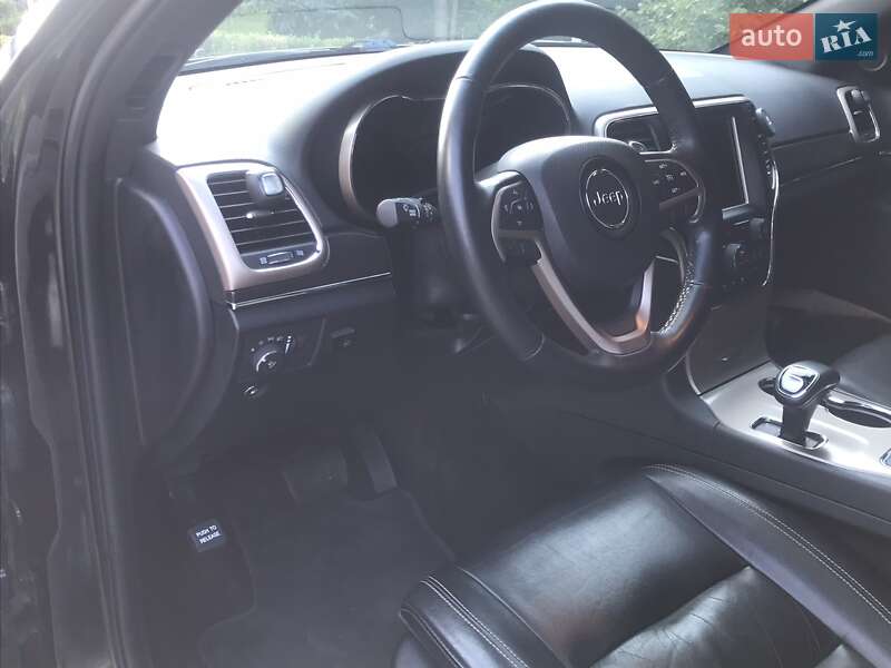 Внедорожник / Кроссовер Jeep Grand Cherokee 2015 в Житомире