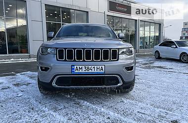 Внедорожник / Кроссовер Jeep Grand Cherokee 2017 в Киеве