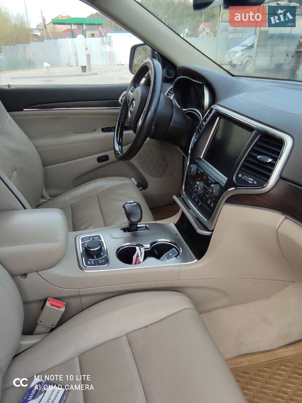 Внедорожник / Кроссовер Jeep Grand Cherokee 2013 в Бориславе фото 19 Внедорожник / Кроссовер Jeep Grand Cherokee 2013 в Бориславе