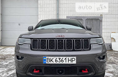 Внедорожник / Кроссовер Jeep Grand Cherokee 2016 в Ровно