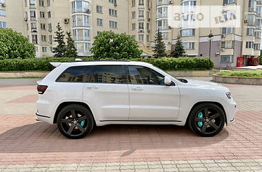 Внедорожник / Кроссовер Jeep Grand Cherokee 2016 в Киеве