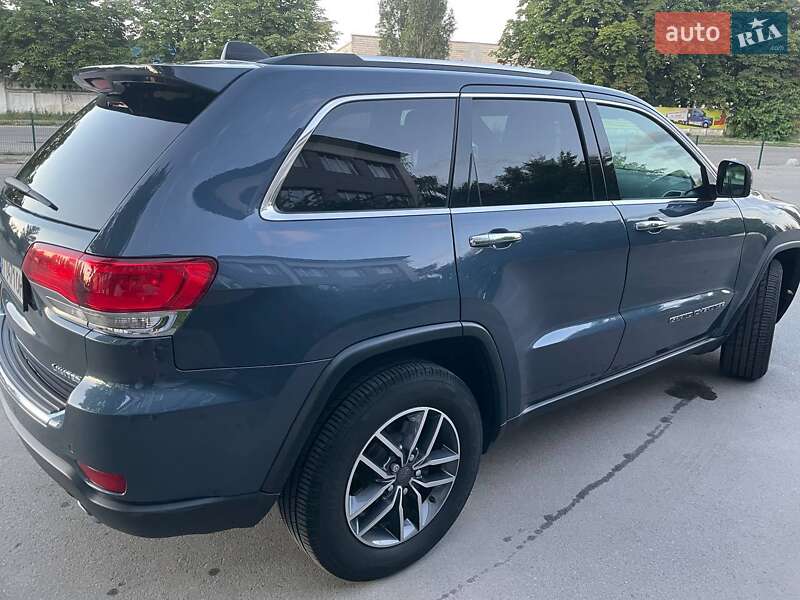 Внедорожник / Кроссовер Jeep Grand Cherokee 2019 в Киеве