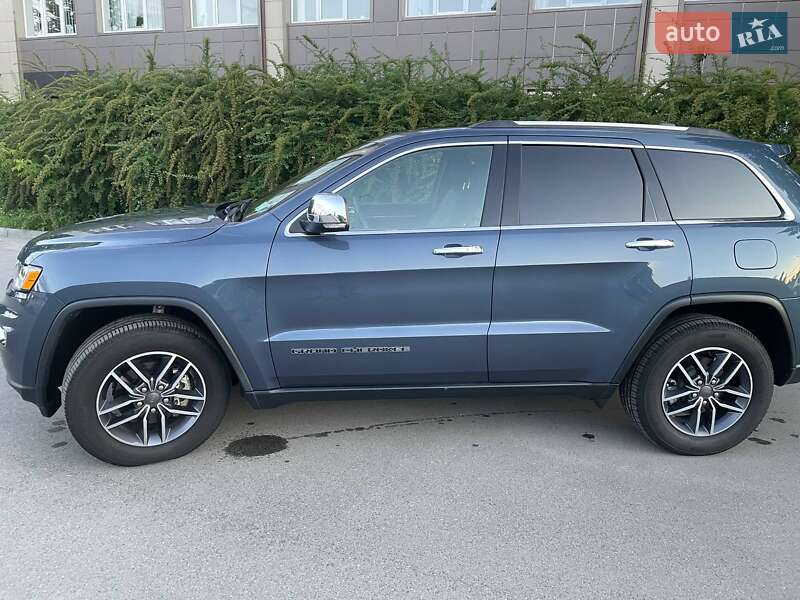 Внедорожник / Кроссовер Jeep Grand Cherokee 2019 в Киеве