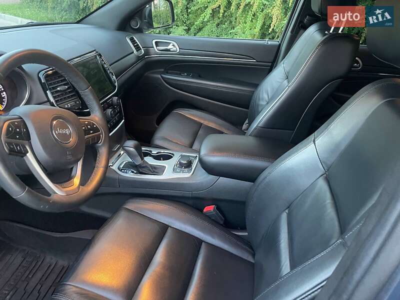 Внедорожник / Кроссовер Jeep Grand Cherokee 2019 в Киеве