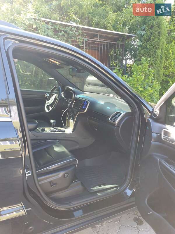 Позашляховик / Кросовер Jeep Grand Cherokee 2013 в Чернівцях