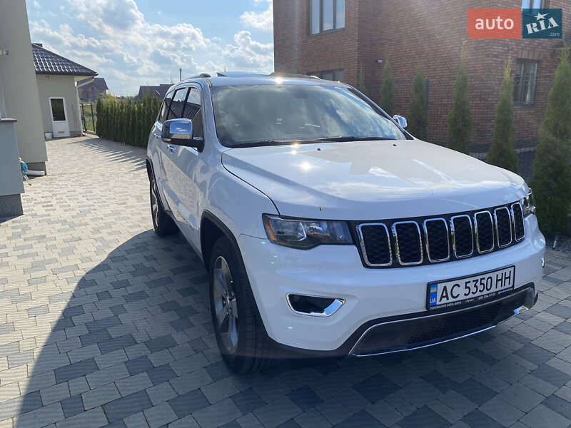Позашляховик / Кросовер Jeep Grand Cherokee 2015 в Луцьку фото 5 Позашляховик / Кросовер Jeep Grand Cherokee 2015 в Луцьку