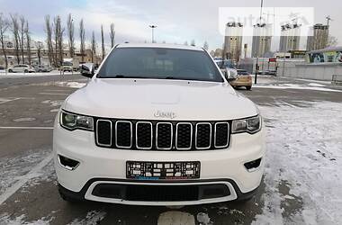 Внедорожник / Кроссовер Jeep Grand Cherokee 2017 в Киеве