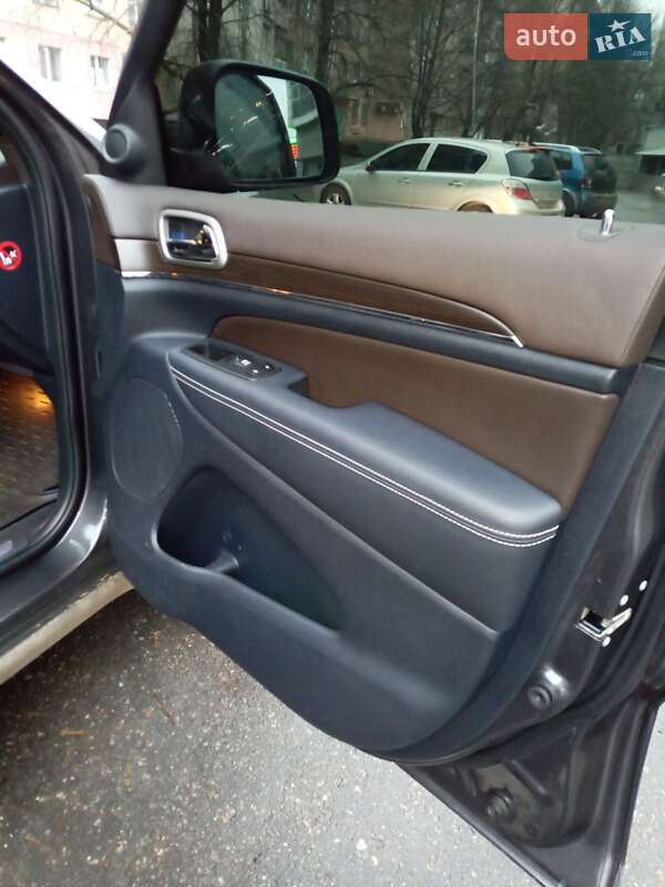 Позашляховик / Кросовер Jeep Grand Cherokee 2017 в Харкові