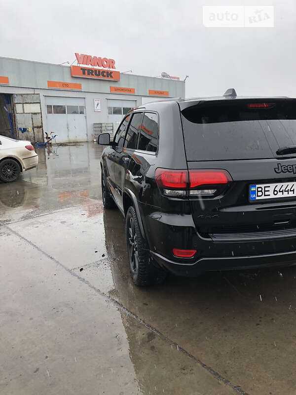 Внедорожник / Кроссовер Jeep Grand Cherokee 2018 в Первомайске фото 6 Внедорожник / Кроссовер Jeep Grand Cherokee 2018 в Первомайске