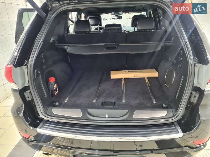Внедорожник / Кроссовер Jeep Grand Cherokee 2017 в Ивано-Франковске фото 38 Внедорожник / Кроссовер Jeep Grand Cherokee 2017 в Ивано-Франковске