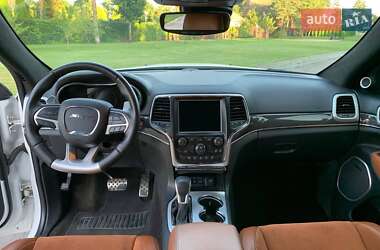 Позашляховик / Кросовер Jeep Grand Cherokee 2018 в 