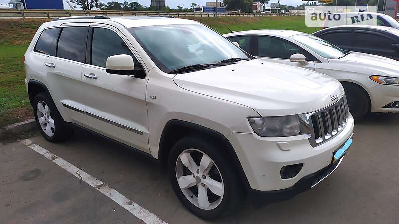 Позашляховик / Кросовер Jeep Grand Cherokee 2011 в Черкасах