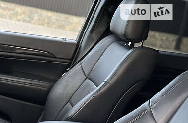 Внедорожник / Кроссовер Jeep Grand Cherokee 2010 в 