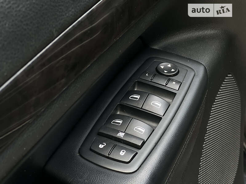 Внедорожник / Кроссовер Jeep Grand Cherokee 2010 в Коломые
