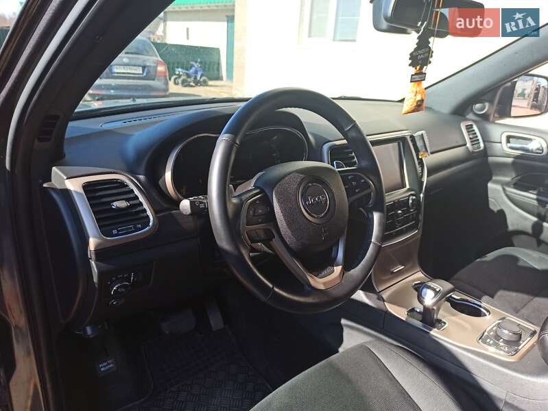 Внедорожник / Кроссовер Jeep Grand Cherokee 2017 в Тячеве