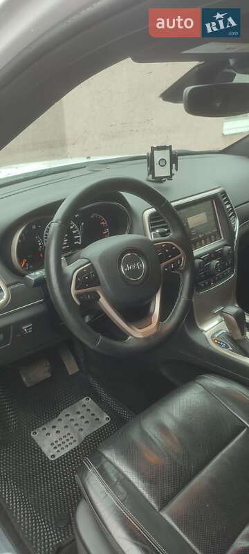 Позашляховик / Кросовер Jeep Grand Cherokee 2017 в Чутовому