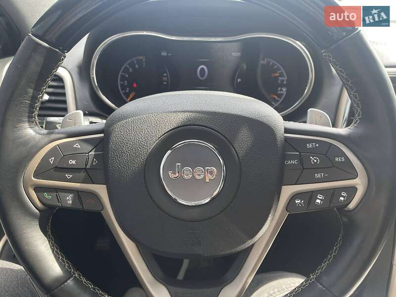 Внедорожник / Кроссовер Jeep Grand Cherokee 2017 в Киеве
