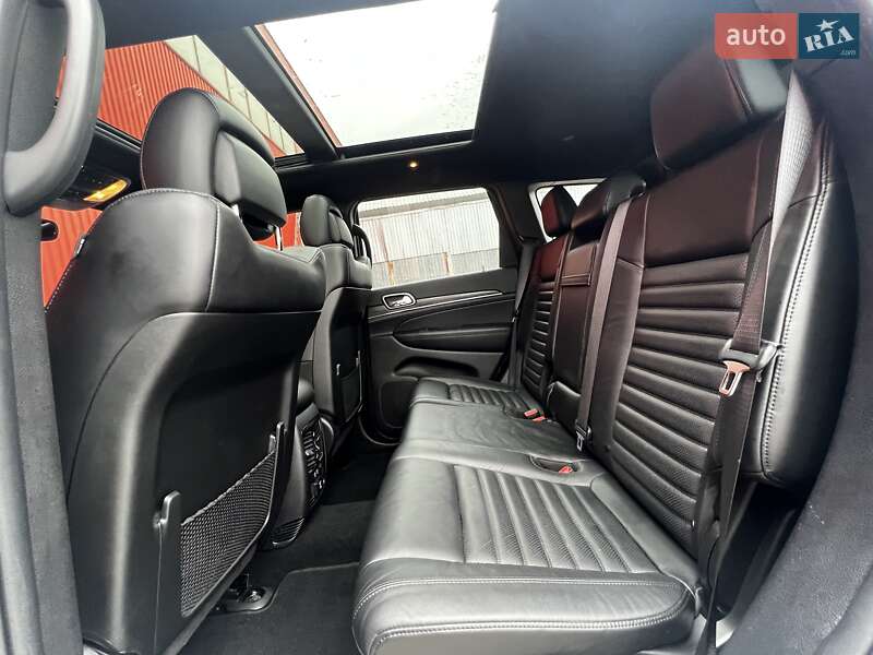 Внедорожник / Кроссовер Jeep Grand Cherokee 2019 в Одессе