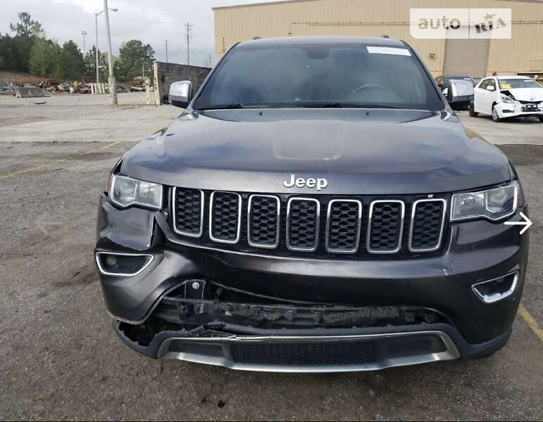 Внедорожник / Кроссовер Jeep Grand Cherokee 2017 в Киеве