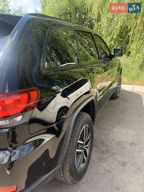 Позашляховик / Кросовер Jeep Grand Cherokee 2019 в Кривому Розі