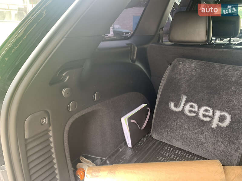 Позашляховик / Кросовер Jeep Grand Cherokee 2019 в Кривому Розі