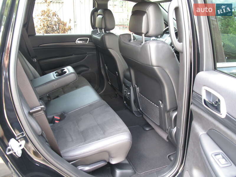 Внедорожник / Кроссовер Jeep Grand Cherokee 2020 в Киеве