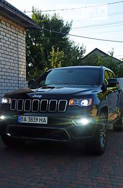 Внедорожник / Кроссовер Jeep Grand Cherokee 2017 в Знаменке