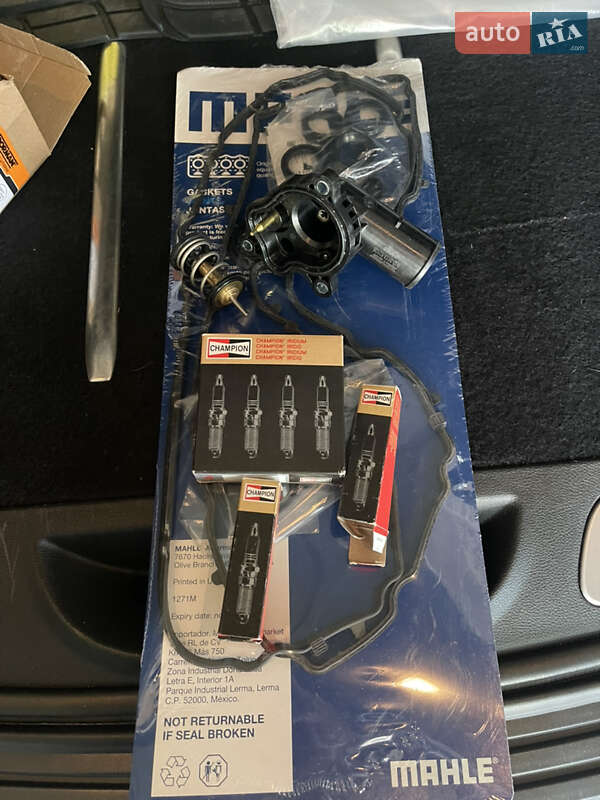 Внедорожник / Кроссовер Jeep Grand Cherokee 2017 в Киеве