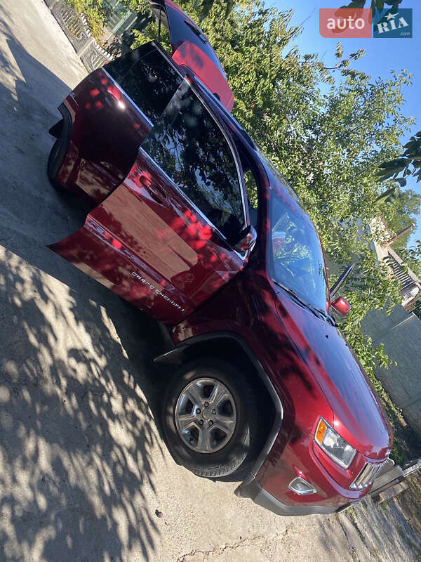 Позашляховик / Кросовер Jeep Grand Cherokee 2016 в Кропивницькому