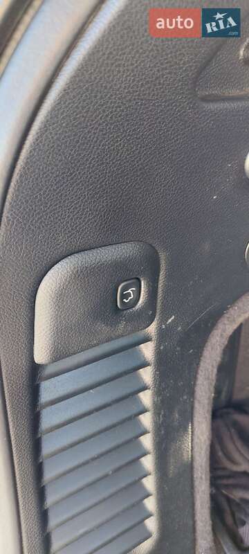 Внедорожник / Кроссовер Jeep Grand Cherokee 2012 в Хусте фото 5 Внедорожник / Кроссовер Jeep Grand Cherokee 2012 в Хусте