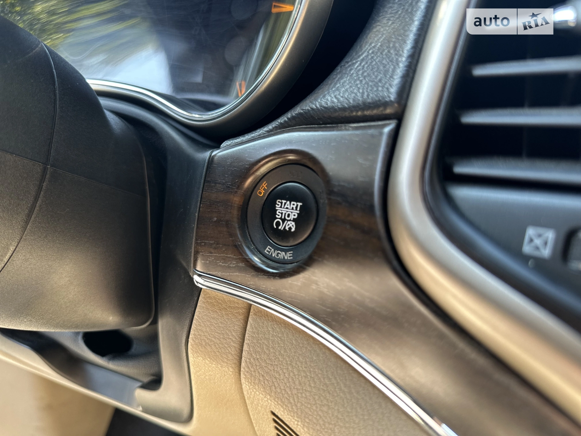 2014 Jeep Grand Cherokee - мініатюра 20